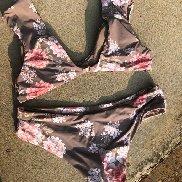 Floral bikini set - Picture 5 of 8